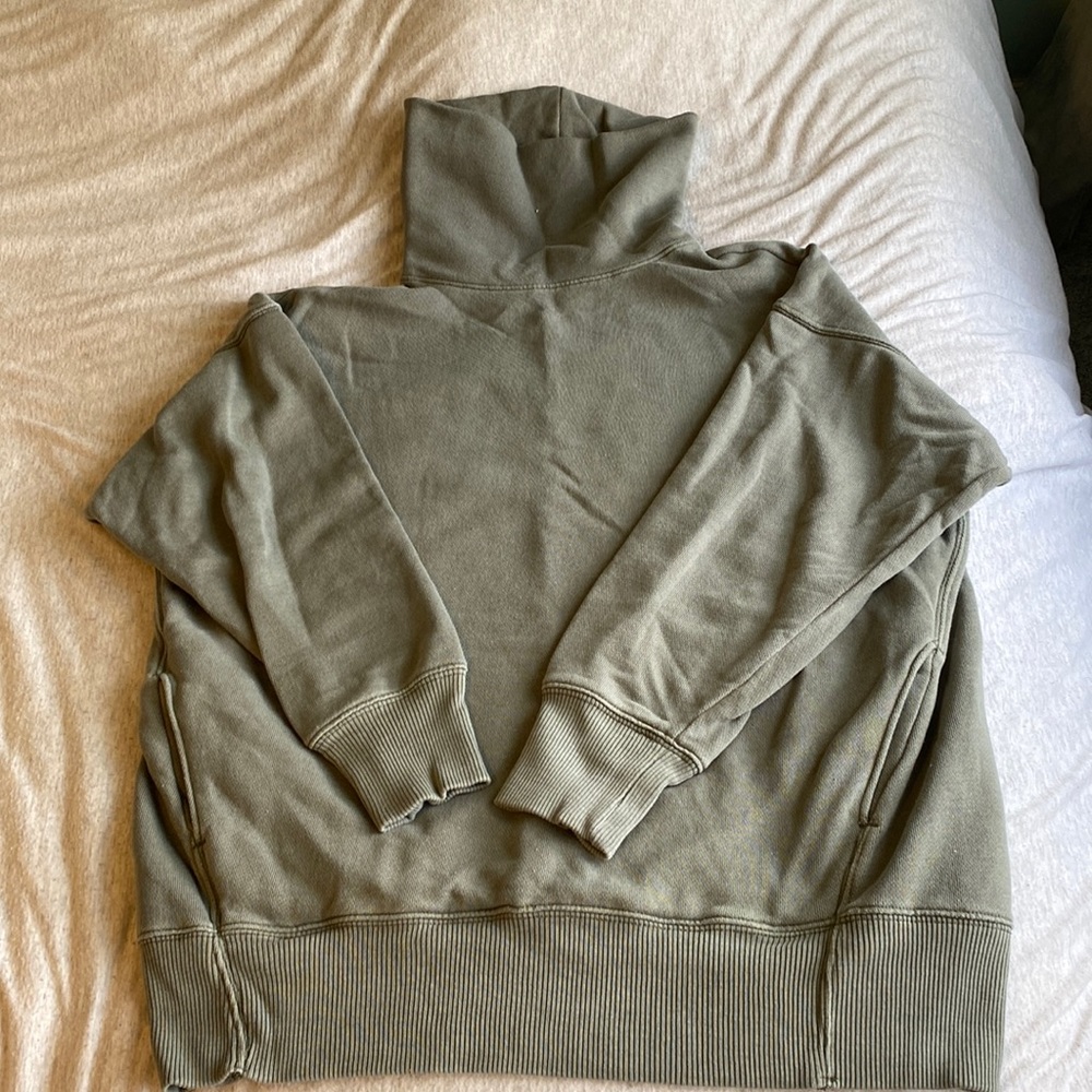 Turtleneck Sweatshirt